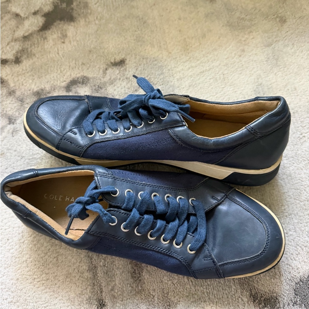 Men’s Cole HAAN sneakers size 11